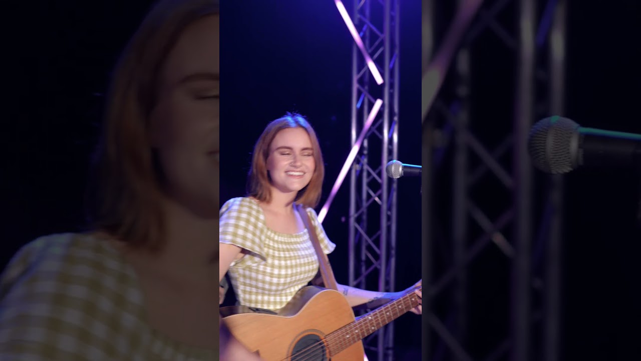 Stuck In The Middle - Kate from Wedding Music Perth