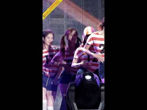 [Fancam] 100314 Yuri SNSD - Oh!@White Day Big Concert