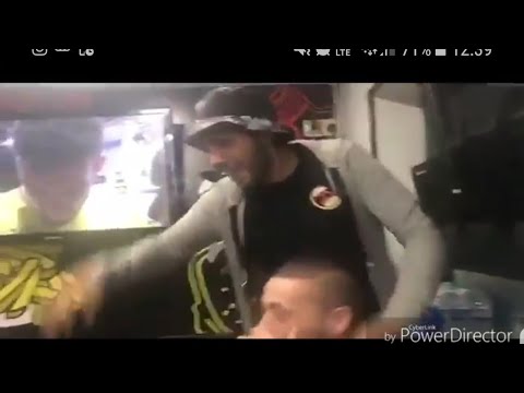 KADER BUENO FAIT DES TOURS DE MAGIE DANS UN FASTFOOD... CHOQUANT DELIMSBURGER