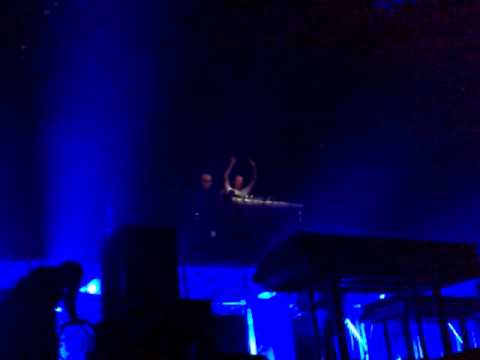 Above & Beyond live @ Privilege Ibiza special Cream on BBC' Radio 7 agosto 2010 (part 1)
