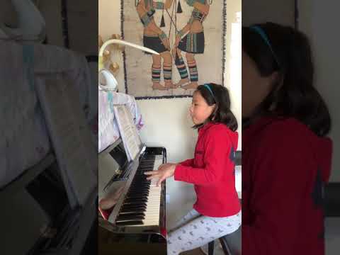 9-Year Old Shailynn Playing 采茶扑蝶