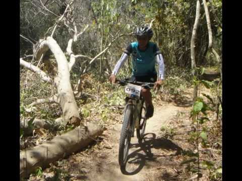 SINGLETRACK 2012 - Trilhas, Desafios & Competições