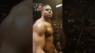 The Weird UFC Heavyweight Rule 😳