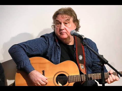 Lansare de album – Dan Vană – „Stea adusă de vânt”