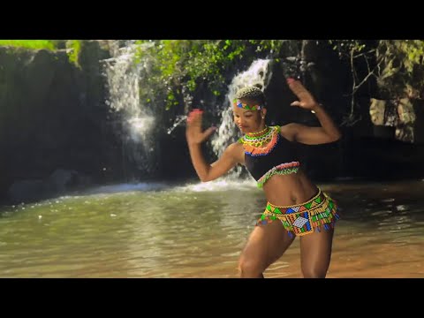 Airic - Ubuntombi (ft Manqonqo & Nolly M) Official Music Video