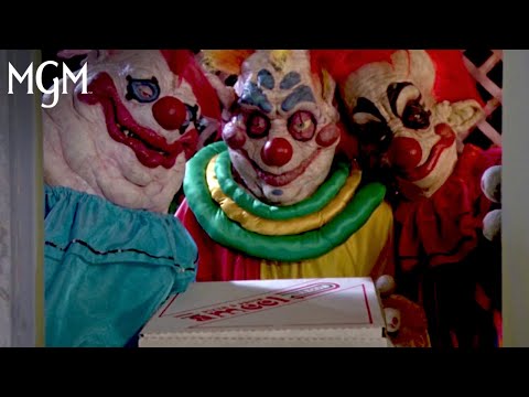 KILLER KLOWNS FROM OUTER SPACE (1988) | Klowniest Moments | MGM