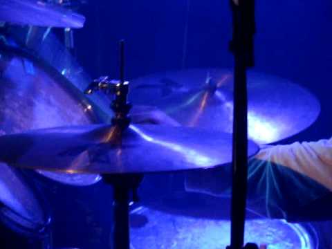 The Bears are Coming - Late of the Pier [Live] in Paris