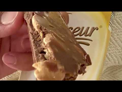 Choceur peanuts & cornflakes milk chocolate at Aldi supermarket a mini review: good 8.5 out of 10!!