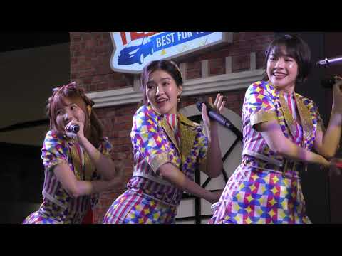 261019 Jennis BNK48 - Mini Concert (6 เพลง) @ Toyota Fun Space at Central Ladprao