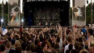 Red Hot Chili Peppers - Intro - Live at Slane Castle [HD]