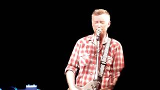 01 - billy bragg - must i paint you a picture