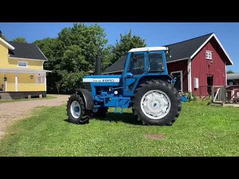 Köp Traktor Ford TW10 på Klaravik