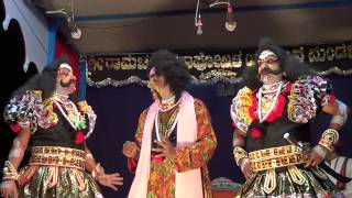 preview picture of video 'Yakshagana -- ಪಾದ ಪ್ರತೀಕ್ಷಾ - 8 - Mayavi Dundubhi Pravesha'