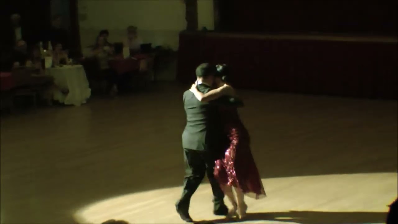 Ariel Leguizamón y Yésica Esquivel at Vecher Tango November 01 2025 Video 1