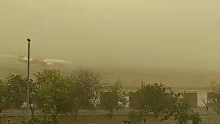preview picture of video 'EXTREME WEATHER AT JAIPUR AIRPORT, CANCELLED FLIGHTS'