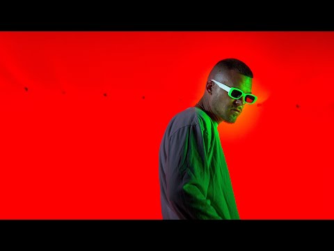 CHILLI MARI – FROZEN STRAWBERRY SPLASH (prod. by Mondetto) (Official Video)