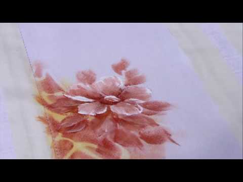 Mulher.com - 16/08/2016 - Pintura com cola quente - Julia Passerani PT2