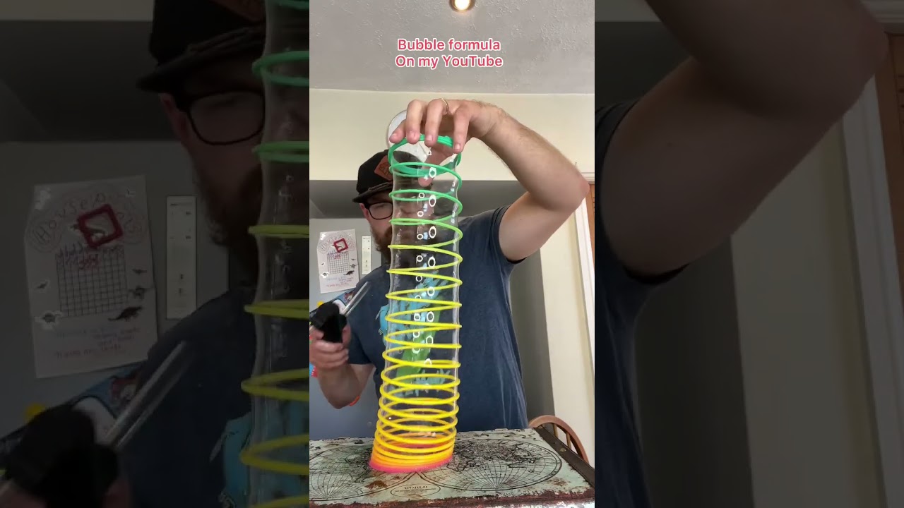 Best slinky bubble trick in the world #bubbles #slinky #funny