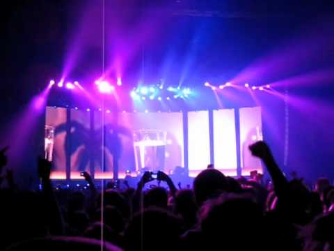Tiesto : Tiesto Feat. Sneaky Sound System - I Will Be Here @ Parken, Copenhagen