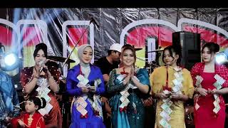 Download lagu ALL ARTIS NEW PALLAPA - KHITANAN - LIVE SURABAYA mp3 Download lagu ALL ARTIS NEW PALLAPA - KHITANAN - LIVE SURABAYA mp3