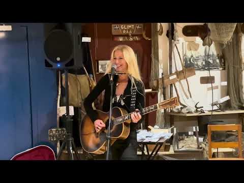 Nilla Nielsen - Not Ready (live 2025, Råå Museum)