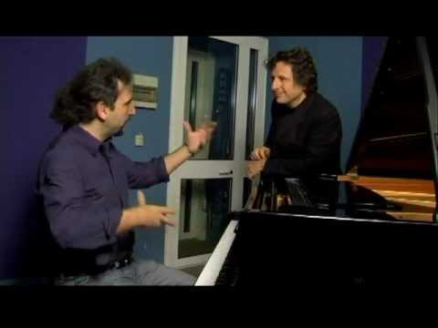 Stefano Bollani - Massimo Nunzi. La pronuncia jazzistica, il pianoforte.mpg