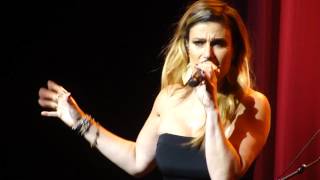 Idina Menzel Everything&#39;s Coming Up Roses