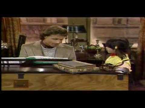Andy Gibb sings on Punky Brewster