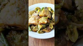 Download lagu Fried gourami with green chilies mp3