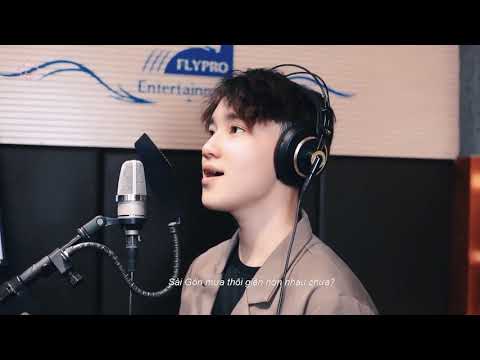 Sài Gòn mưa - Hoàng Minh