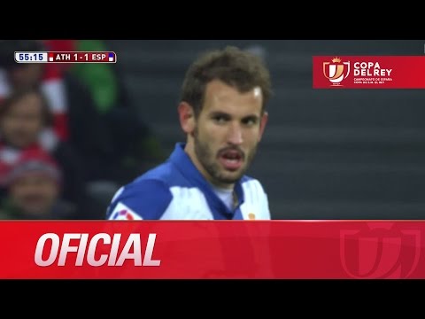 Jugada de Sergio García y remate de Stuani por encima del travesaño