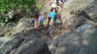preview picture of video 'Family Travel: Billy Goat Trail Hike'
