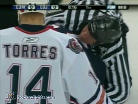 Joffrey Lupul vs Ole-Kristian Tollefsen Nov 10, 2006