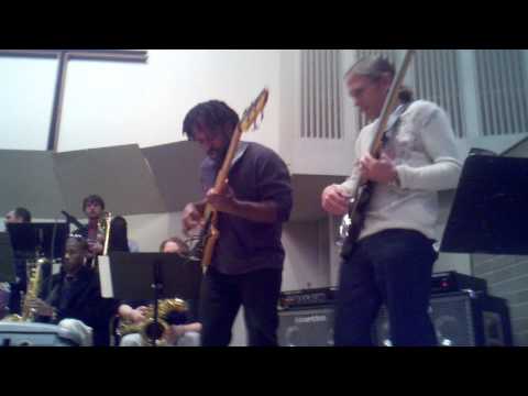 Steve Bailey vs. Victor Wooten