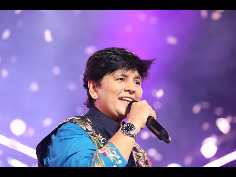 Falguni Pathak's Navratri Utsav 2024 - Day 1