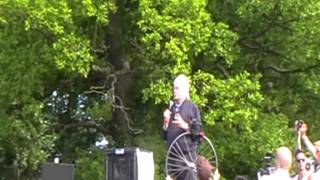 Jamnoise72 At Bilderberg Watford 2013 9/9