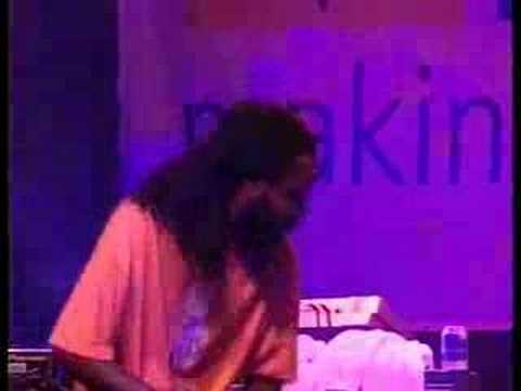 XPlastaz at B-CONNECTED 2005