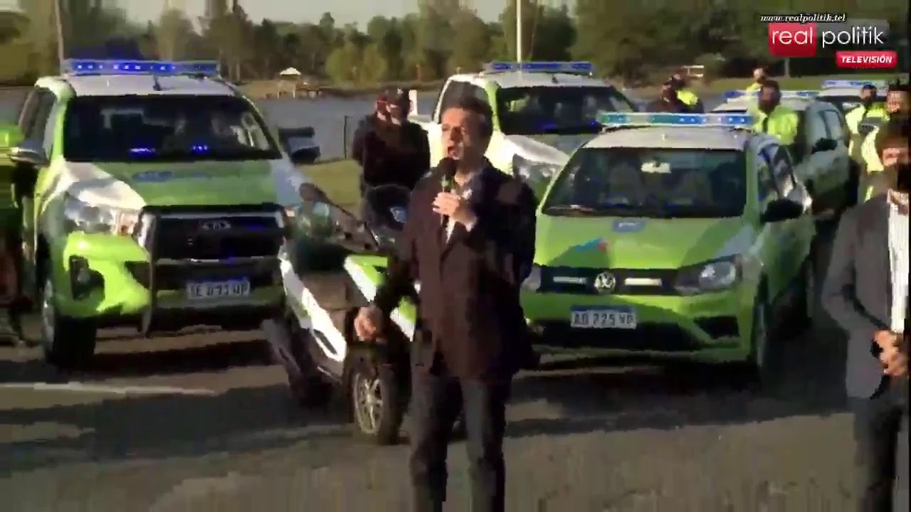 San Fernando: Massa participó junto a Andreotti de la presentación de nuevos móviles de seguridad