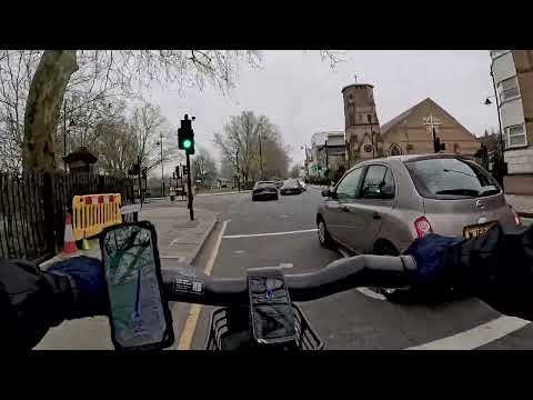 POV: Cycling London 4K 🚴‍♂️ | Canary Wharf to Islington