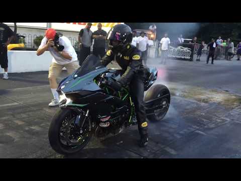 Kawasaki H2 Drag Racing!! RARE! Video