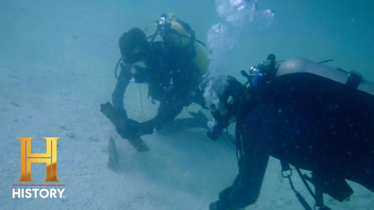 Beyond Oak Island: UNTOLD RICHES Buried Away at Sterncastle (Season 3)
