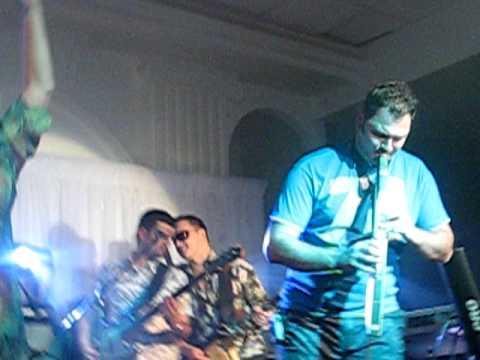 Dino Merlin i Vesna Zmijanac live Paris 05/12/2008