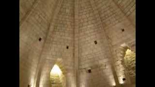 preview picture of video 'Simiane-La-Rotonde (Inside the Rotunda)'