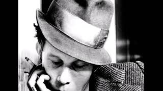 Tom Waits - Invitation to the blues