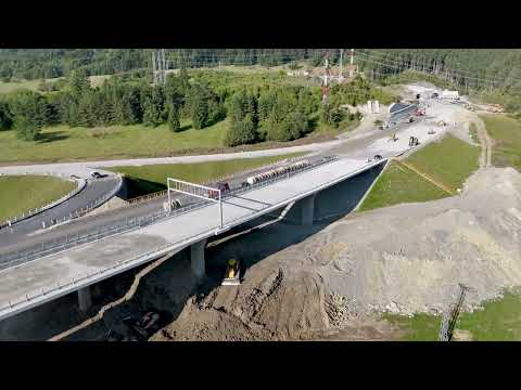 Výstavba diaľnice D1 Hubová  - Ivachnová