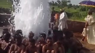 ማጥመቅ ሲጀመር ሽቅብ የሚፈላ ፀበል፤ የእግዚአብሔርን ታምር ተመልከቱ