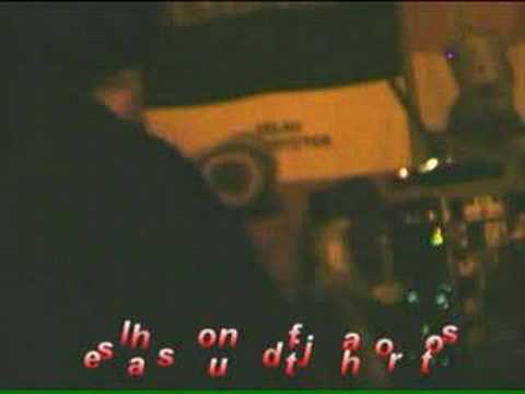 SELAH SOUNDSYSTEM ft jah rootz - Light It Up (Don Wayne) Ganja pt1 @ 1world R-dam 01-07-2006