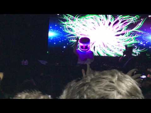 [SHOWCASE - PARIS] Marshmello - I can fly 2017