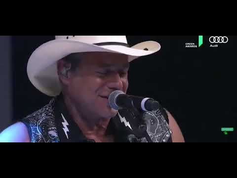 Mimi and Josy - Greentech Festival 2020 - little help