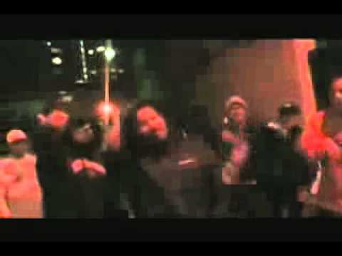 PuÑo En ALTo RaDiKaL PeOpLe